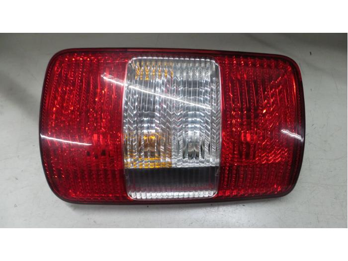 Volkswagen Caddy Achterlicht rechts