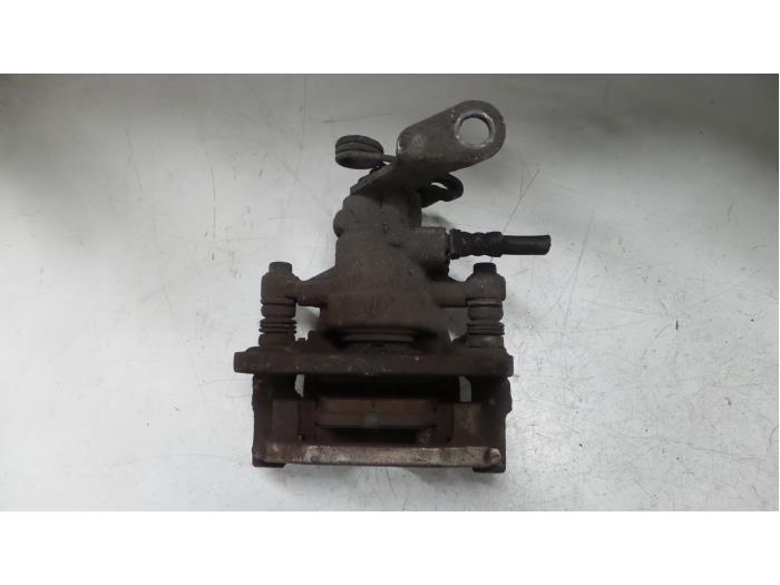 Alfa Romeo Mito Remklauw (Tang) links-achter