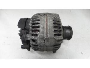 Gebruikte Alternator Volkswagen Transporter T5 1.9 TDi Prijs € 65,00 Margeregeling aangeboden door A.T.S. van de Wiel