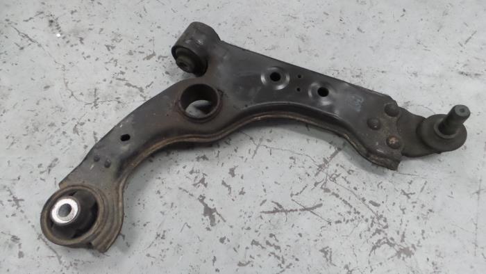 Alfa Romeo Giulietta Draagarm rechts-voor