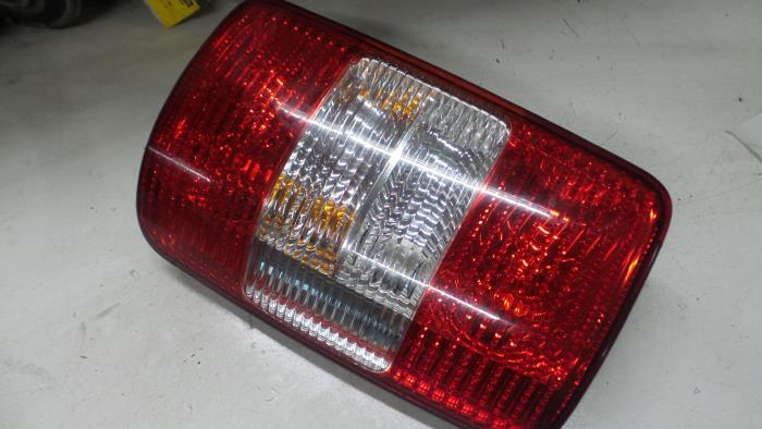 Volkswagen Caddy Achterlicht rechts