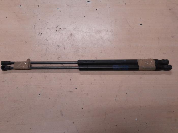 Seat Ibiza Gasdemper links-achter