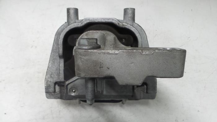 Volkswagen Caddy Motorsteun