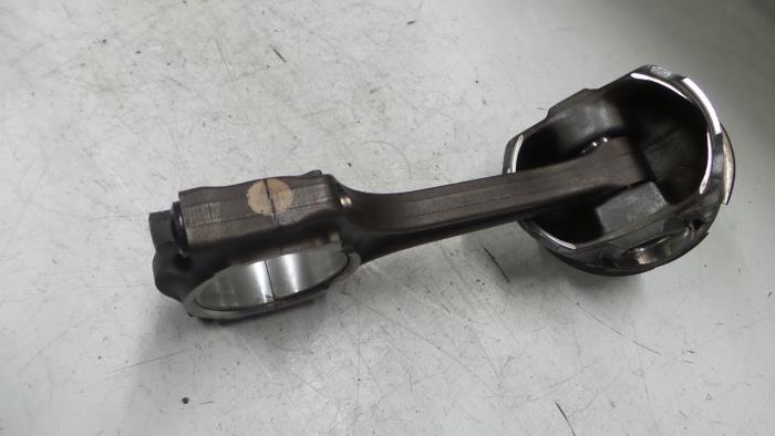 Zuiger Alfa Romeo Mito (199A8000)