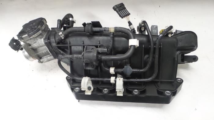 Inlaatspruitstuk Alfa Romeo Mito ()