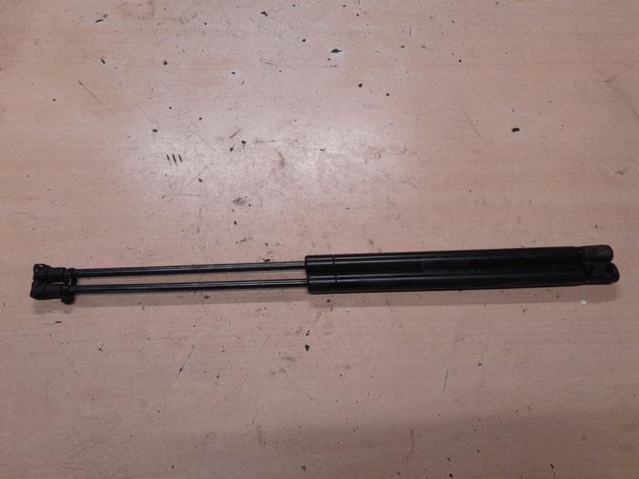 Seat Leon Gasdemper links-achter