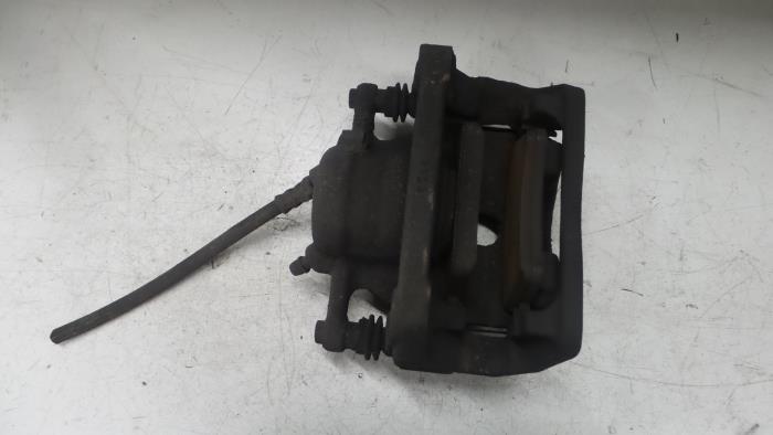 Mercedes Citan Remklauw (Tang) links-voor