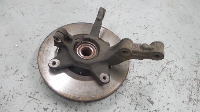 Mercedes Citan Fusee links-voor