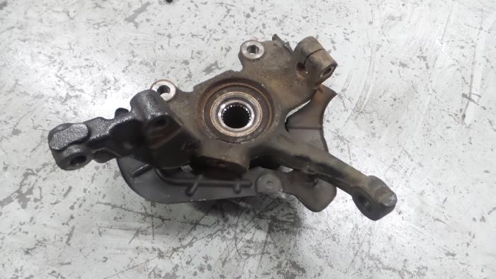 Lancia Y(Psilon) Fusee links-voor