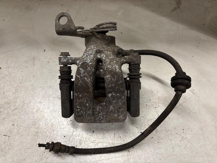 Alfa Romeo 156 Remklauw (Tang) links-achter