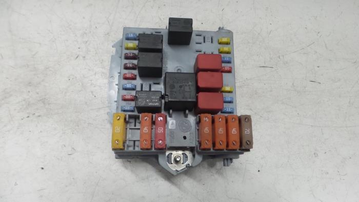 Alfa Romeo 159 Zekeringkast