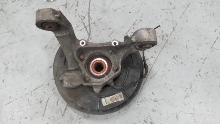 Alfa Romeo 159 Fusee links-achter