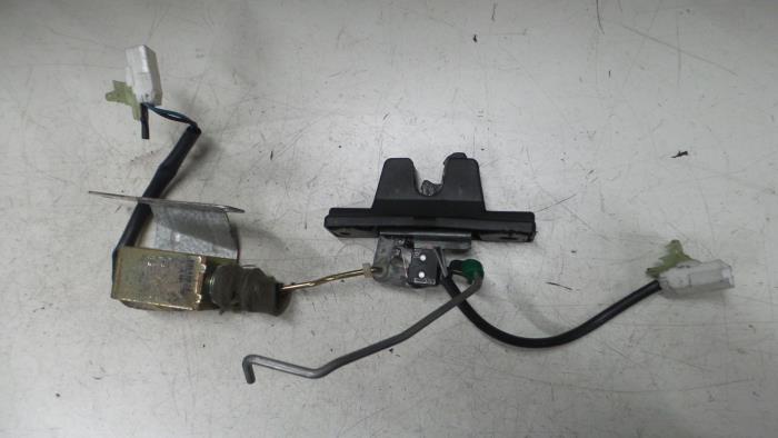 Alfa Romeo 166 Slotvanger Achterklep