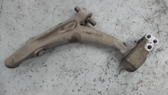 Alfa Romeo 159 Draagarm links-voor