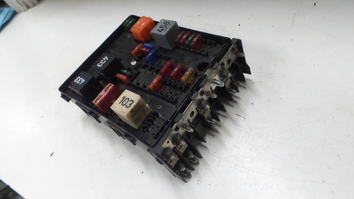 Volkswagen Caddy Zekeringkast