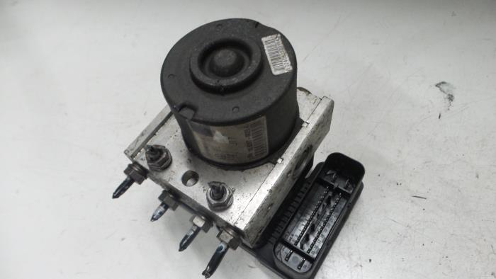 Volkswagen Caddy ABS Pomp