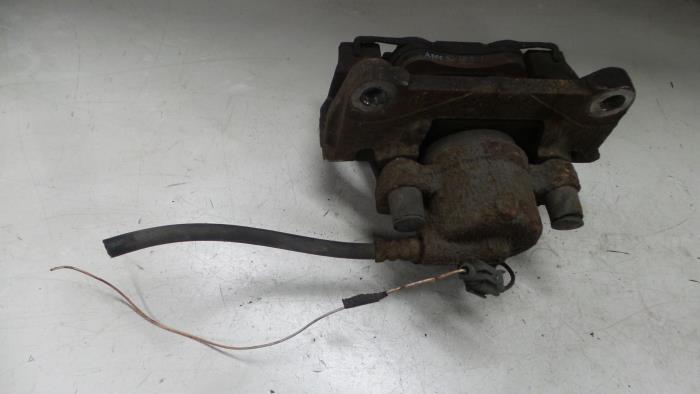 Alfa Romeo Giulietta Remklauw (Tang) rechts-voor