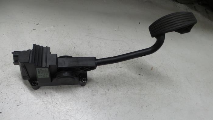 Alfa Romeo GT Gaspedaal