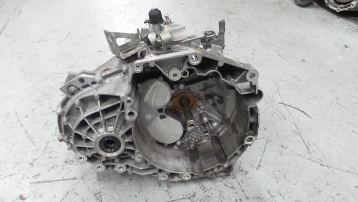 Versnellingsbak Alfa Romeo Giulietta (940), Hatchback, 2010 / 2020 1.4 TB 16V, Hatchback, Benzine, 1.368cc, 88kW (120pk), FWD, 198A4000, 2010-04 / 2020-12, 940FXA (198A4000)