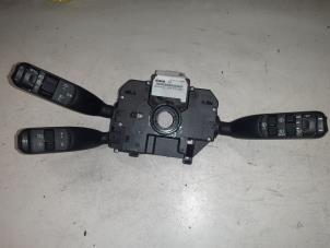 Gebruikte Combischakelaar Stuurkolom Alfa Romeo 159 Sportwagon (939BX) 3.2 JTS V6 24V Prijs € 55,00 Margeregeling aangeboden door A.T.S. van de Wiel