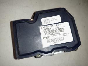 Gebruikte ABS Pomp Alfa Romeo 159 Sportwagon (939BX) 3.2 JTS V6 24V Prijs € 125,00 Margeregeling aangeboden door A.T.S. van de Wiel