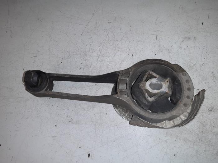 Alfa Romeo 159 Motorsteun