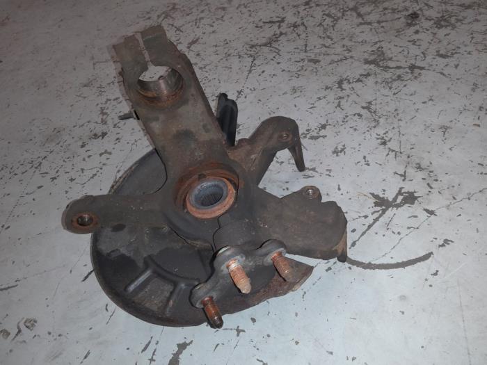 Audi A1 Fusee links-voor