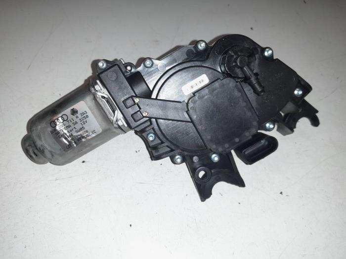 Audi A1 Ruitenwissermotor achter