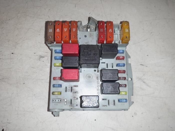 Alfa Romeo 159 Zekeringkast