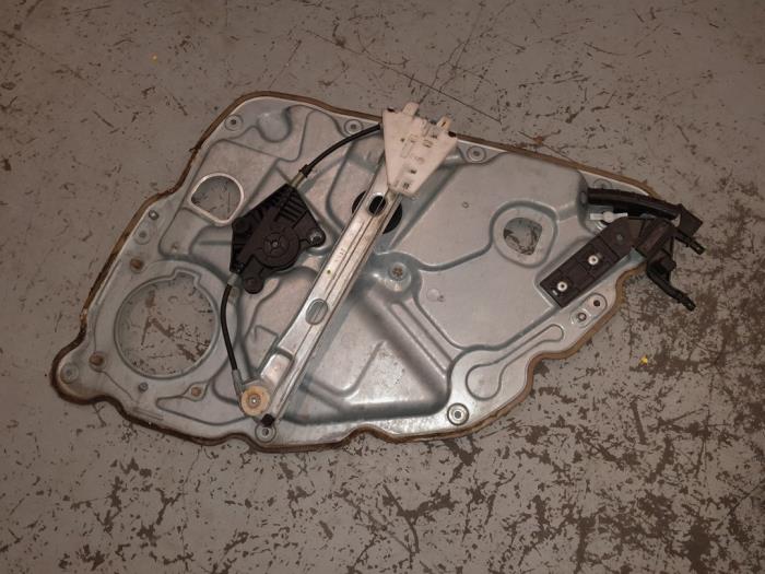 Alfa Romeo 159 Deurplaat 4Deurs links-achter