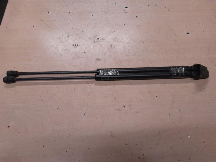 Seat Ibiza Gasdemper links-achter