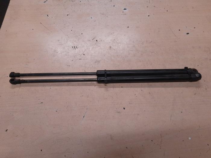 Seat Leon Gasdemper links-achter