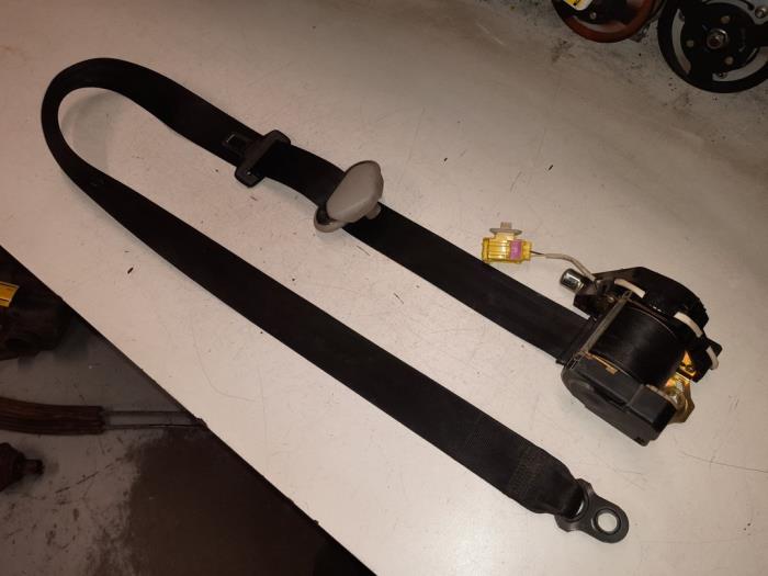 Volkswagen Caddy Veiligheidsgordel rechts-voor