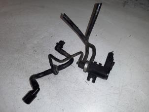 Gebruikte Overdrukklep Turbo Volkswagen Caddy III (2KA,2KH,2CA,2CH) Prijs € 35,00 Margeregeling aangeboden door A.T.S. van de Wiel