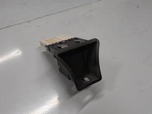 Gebruikte Display Interieur Alfa Romeo 156 (932) 1.6 Twin Spark 16V Prijs € 30,00 Margeregeling aangeboden door A.T.S. van de Wiel