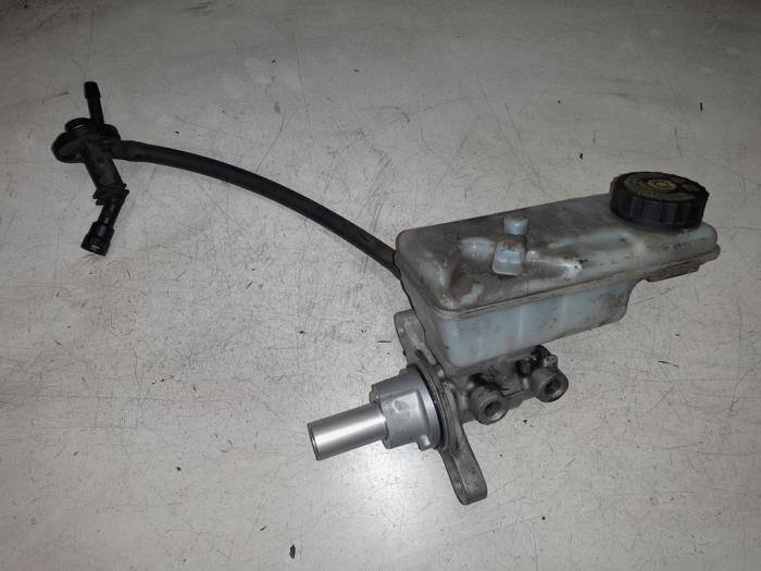 Renault Kangoo Hoofdremcilinder