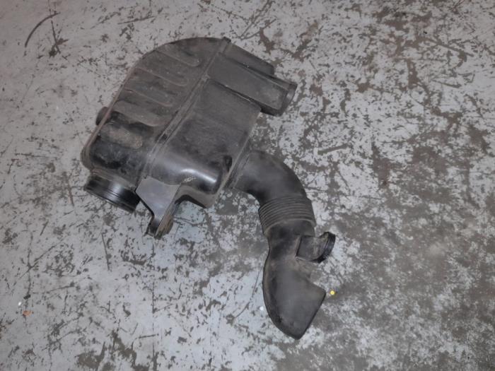 Volkswagen Caddy Resonantiehuis