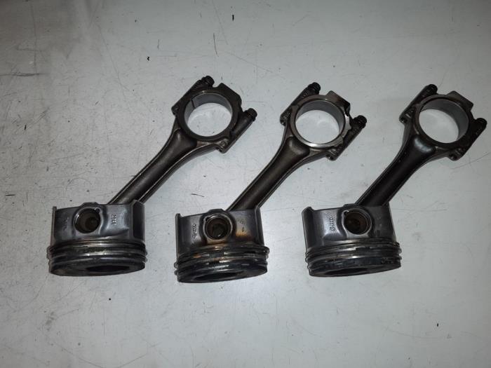 Volkswagen Caddy Zuiger