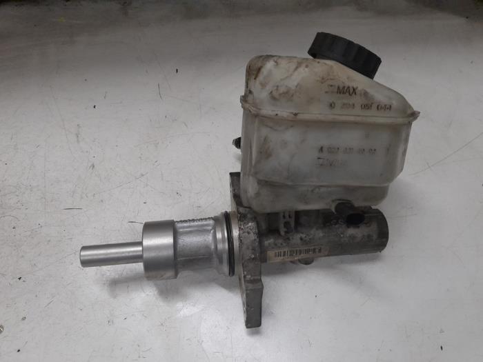 Volkswagen Crafter Hoofdremcilinder