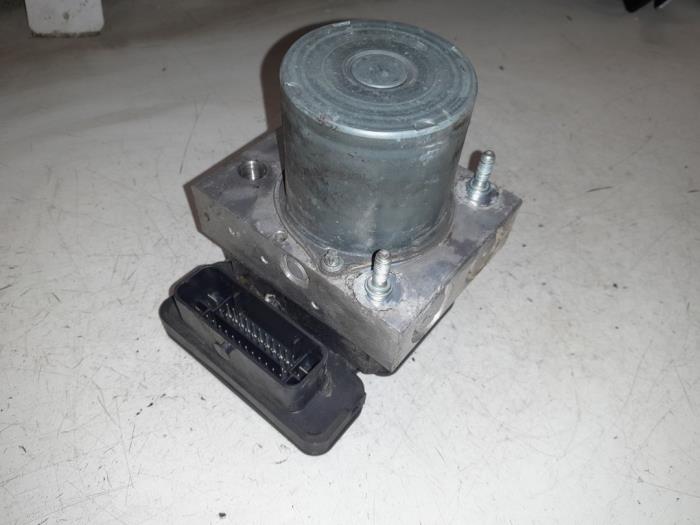 Mercedes Sprinter ABS Pomp