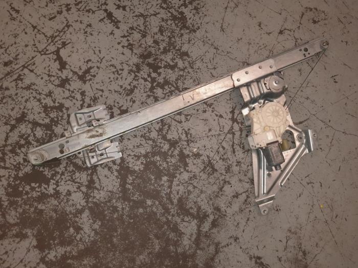 Mercedes Sprinter Ruitmechaniek 2Deurs links-voor