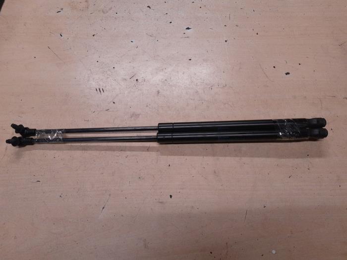 Seat Ibiza Gasdemper links-achter