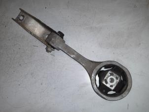 Gebruikte Motorrubber Seat Ibiza III (6L1) 1.2 12V Prijs € 30,00 Margeregeling aangeboden door A.T.S. van de Wiel