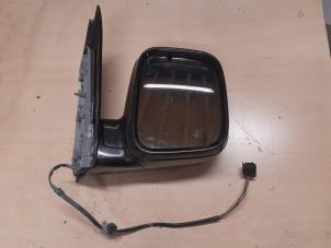 Gebruikte Buitenspiegel rechts Volkswagen Caddy III (2KA,2KH,2CA,2CH) Prijs € 55,00 Margeregeling aangeboden door A.T.S. van de Wiel