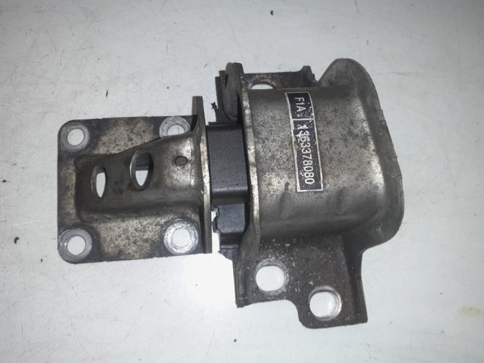 Fiat Ducato Motorsteun