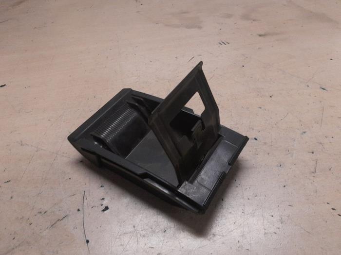 Seat Arosa Asbak voor