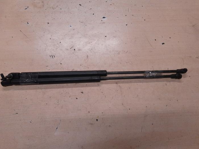 Seat Arosa Gasdemper links-achter