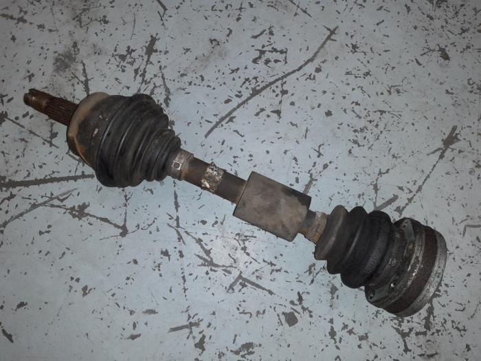 Alfa Romeo GT Aandrijfas links-voor