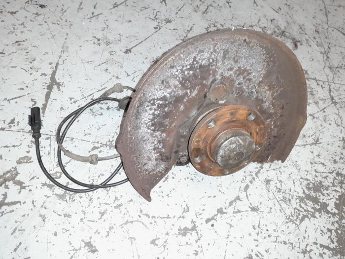 Alfa Romeo GT Fusee links-achter