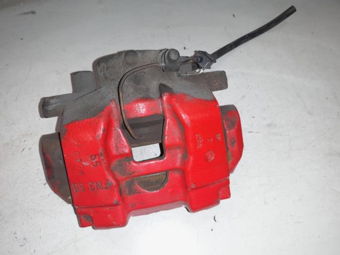 Alfa Romeo 159 Remklauw (Tang) links-voor